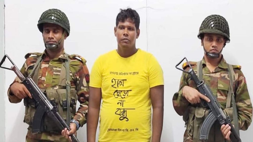 চুয়াডাঙ্গায় বিদেশি পিস্তল গুলি ও মোবাইল উদ্ধার সহ গ্রেফতার এক জন।
