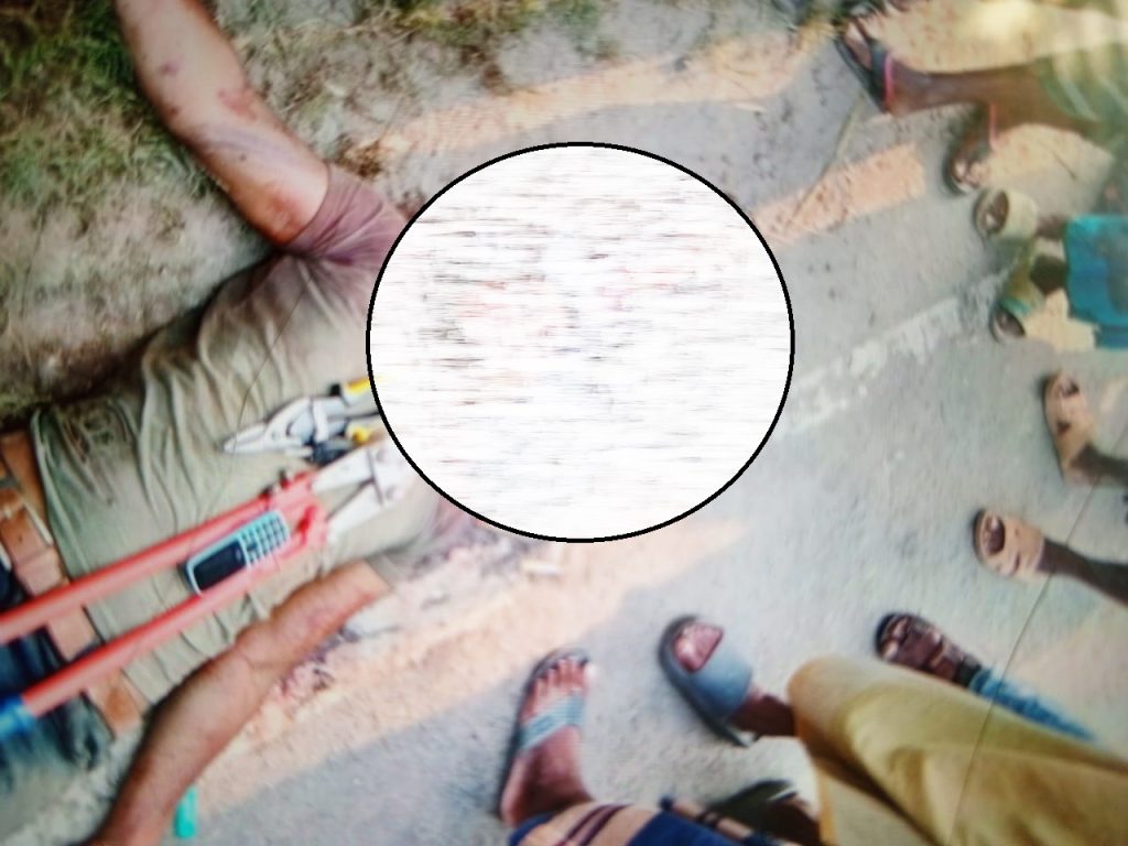 নড়াইল সদর উপজেলাধীন তুলরামপুর ব্রিজের নিচে গরুর চোর সন্দেহ গণপিটানিতে তিনজন নিহত