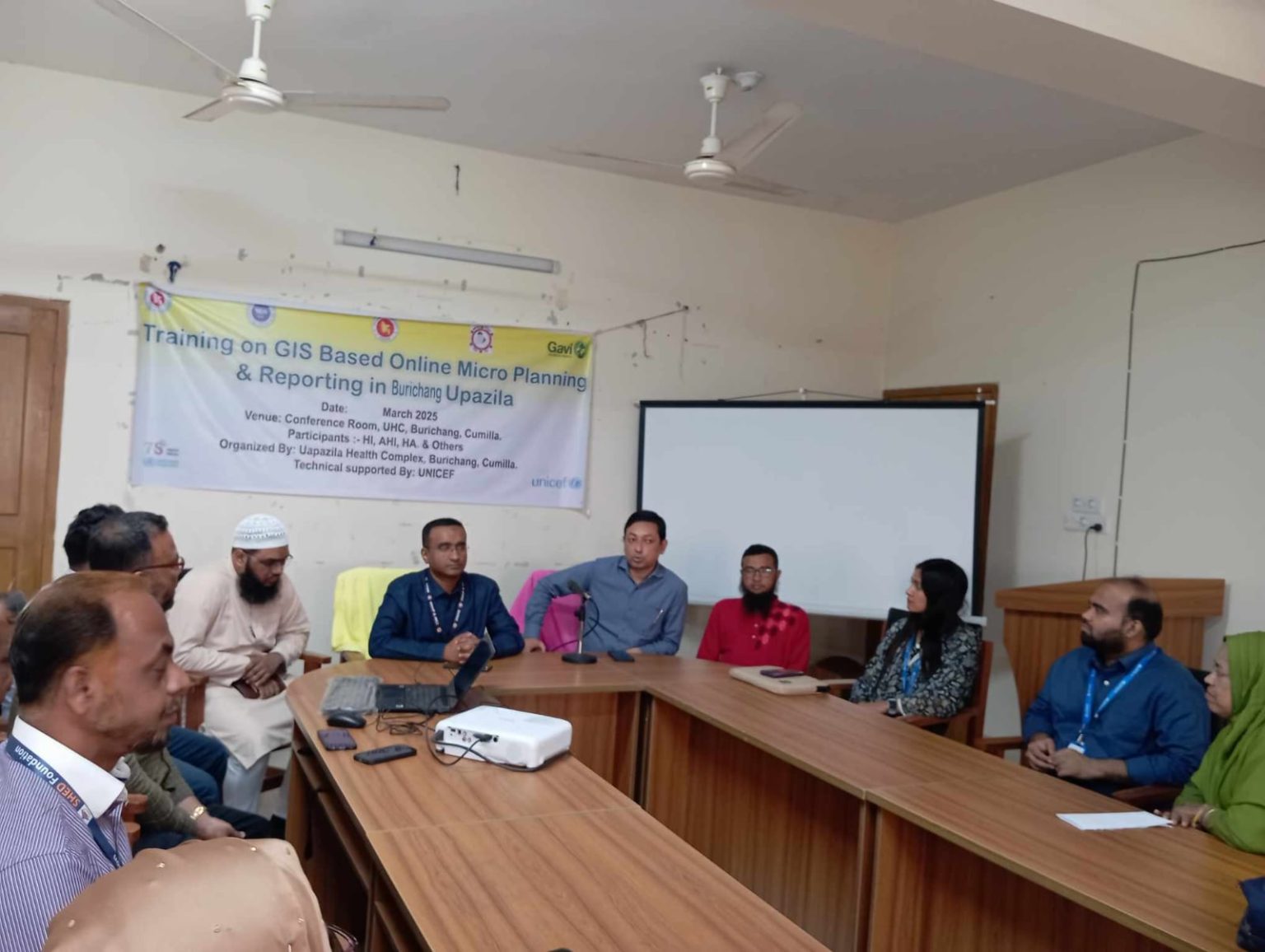 বুড়িচং উপজেলা স্বাস্থ্য কমপ্লেক্সে পরিদর্শন করেন মা শিশু ও নবজাতক প্রকল্পের ডেপুটি প্রোগ্রামার