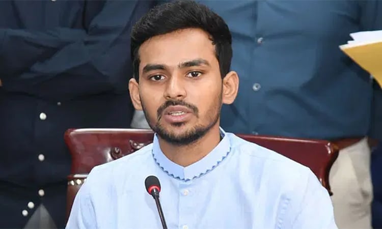 আওয়ামী শাসনামলে ন্যূনতম সাংবাদিকতা চেষ্টাকারীদের ওপরও চলত নির্যাতন-উপদেষ্টা আসিফ