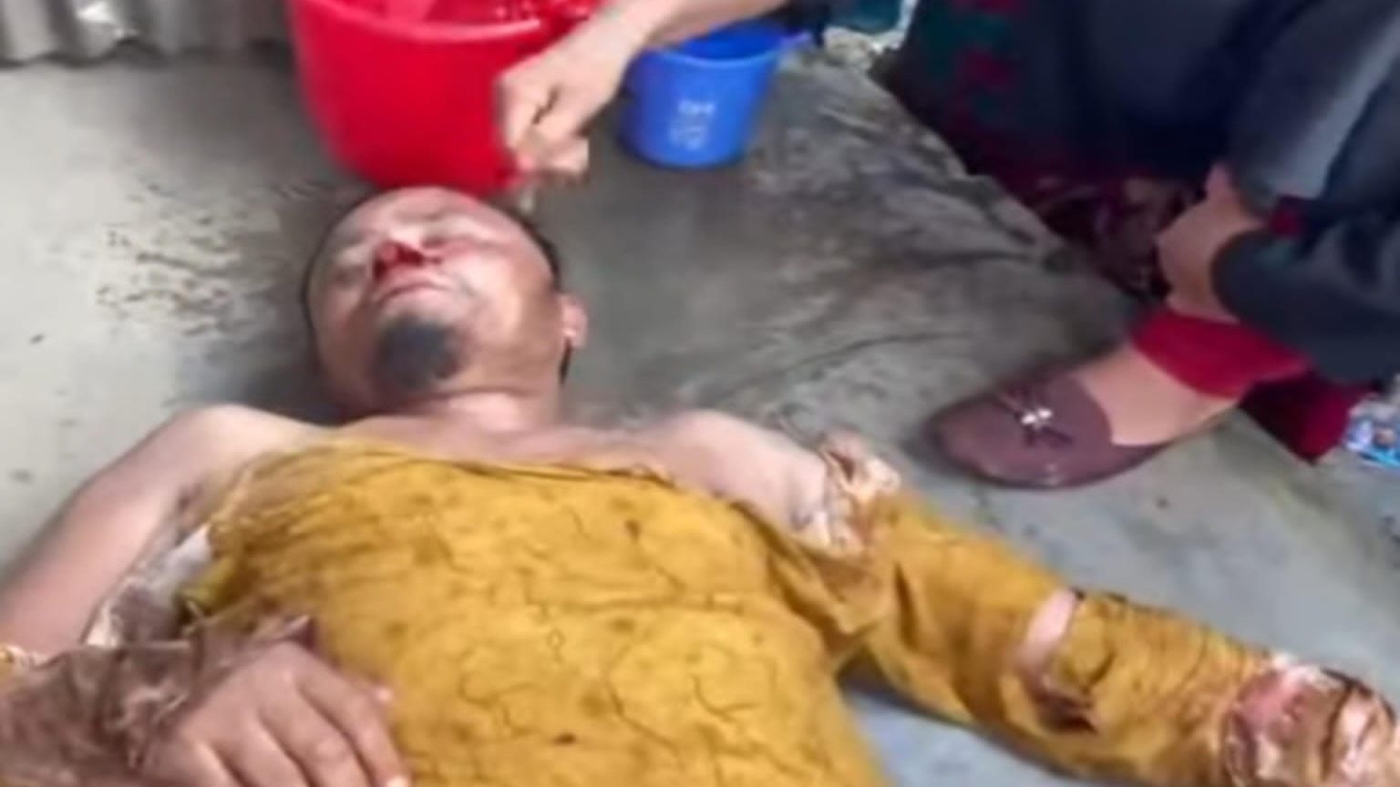 নালিতাবাড়ীতে দোকান ছাড়াকে কেন্দ্র করে ঘরমালিককে পিটিয়ে আহত