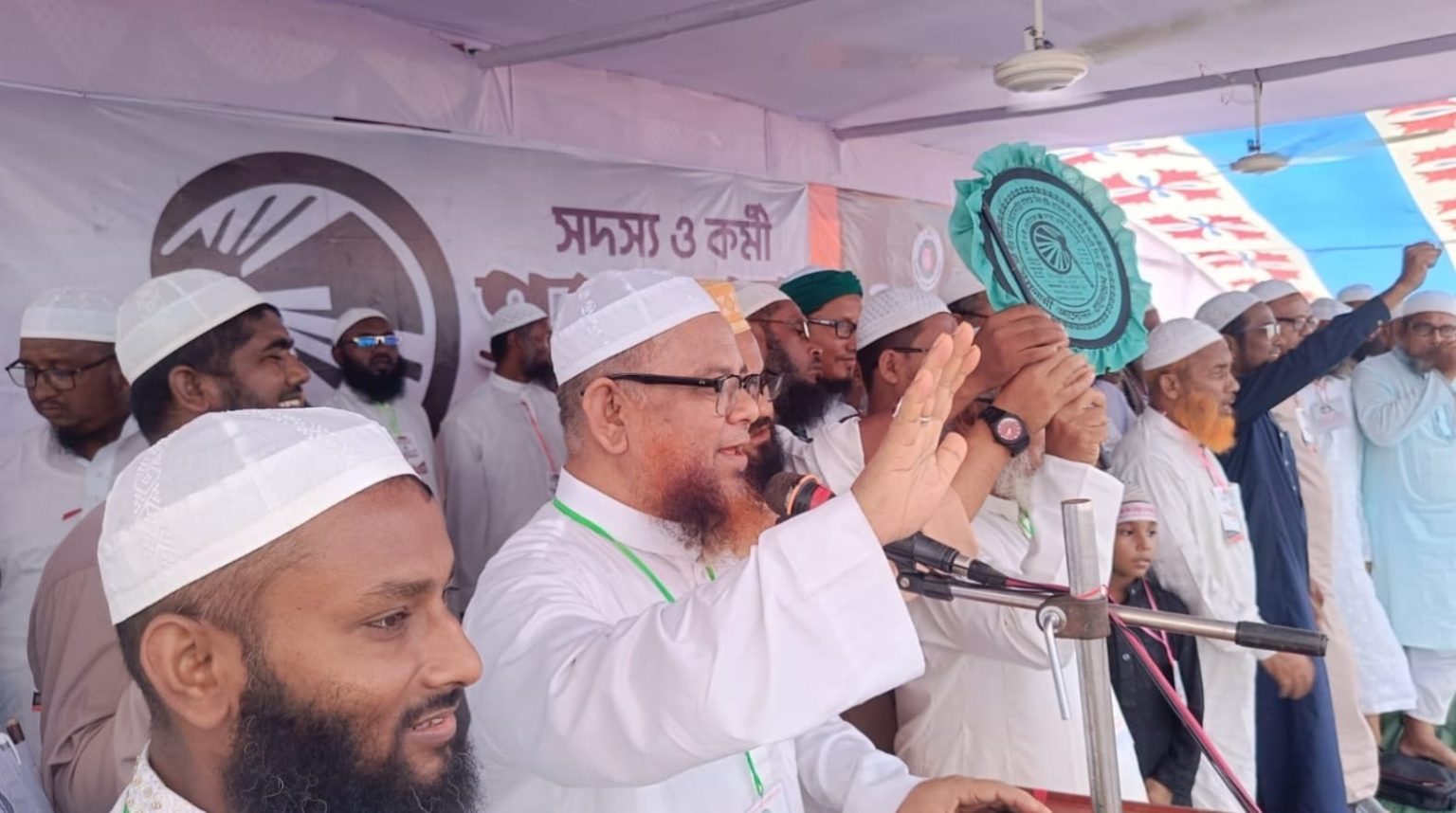 ইসলামী আন্দোলন ফ্যাসিবাদের সাথে ছিলনা : গাজী আতাউর রহমান