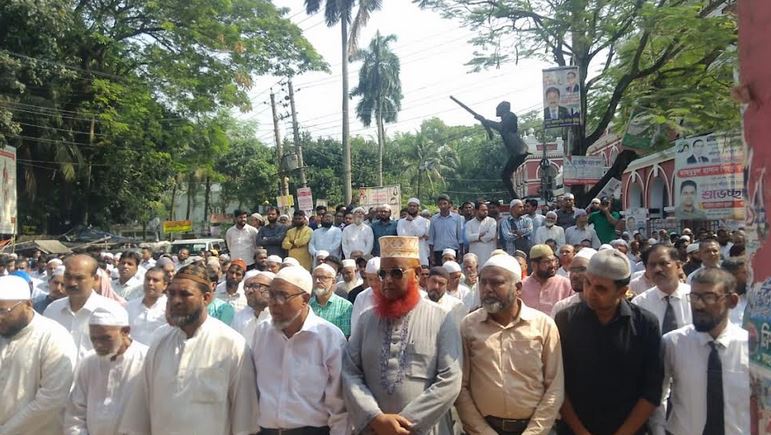 অ্যাডভোকেট মোসাদ্দেক বশিরের দাফন সম্পন্ন