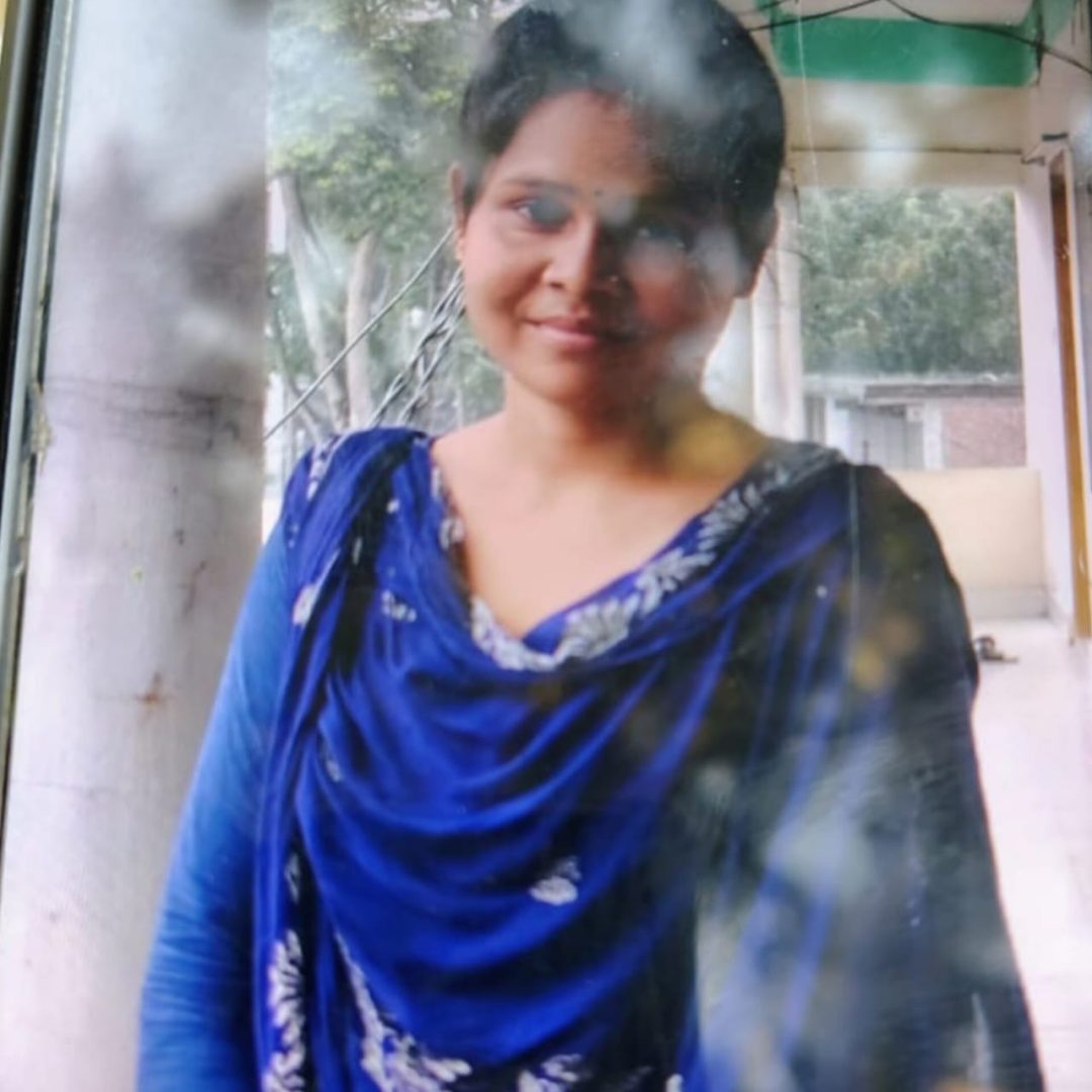 মোল্লাহাটে পারিবারিক অভিমানে কলেজছাত্রীর আত্মহত্যা