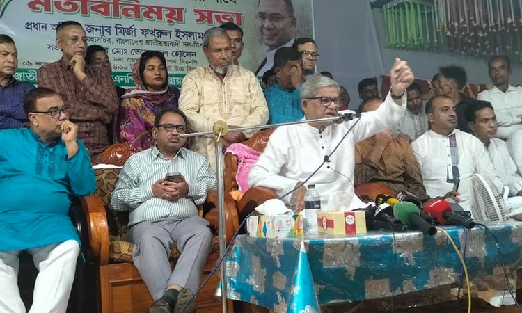 ২৬ ফেব্রুয়ারির পর নির্বাচন হলে জনগণ মেনে নেবে না : মির্জা ফখরুল