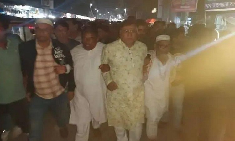 দিনাজপুর সদরে খালেদা জিয়াকে প্রার্থী ঘোষণায় নেতাকর্মীদের আনন্দ মিছিল