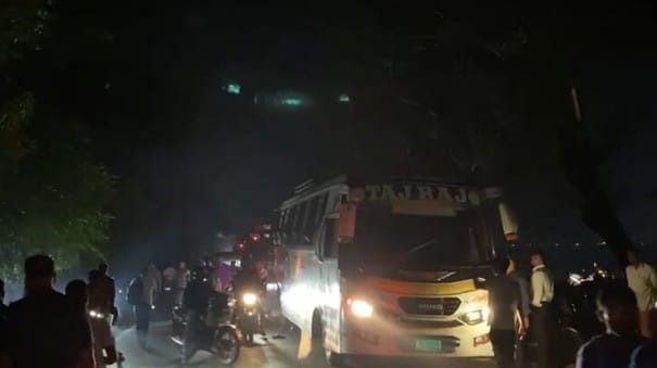 রামপালে নির্বাচনী সভা শেষে ঘরে ফেরার পথে সড়ক দুর্ঘটনায় তিন বিএনপি কর্মী নিহত