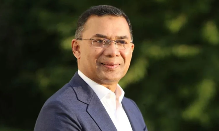 ঢাকা-১৭ আসনে তারেক রহমানের পক্ষে মনোনয়ন সংগ্রহ