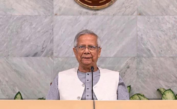 ওসমান হাদির ওপর হামলাকারীদের দ্রুত আইনের আওতায় আনতে প্রধান উপদেষ্টার নির্দেশ