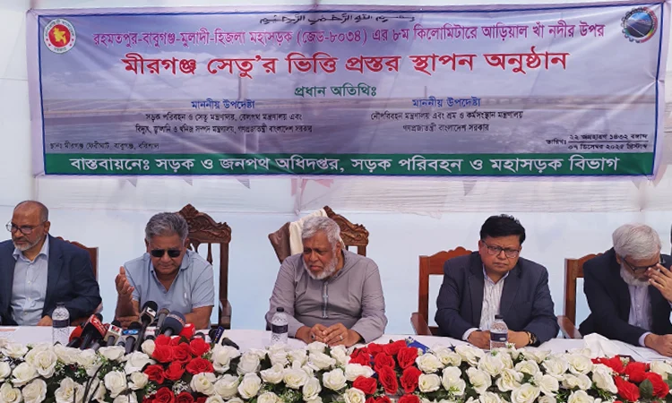 নির্বাচনে যেই বিজয়ী হোক জাতির পাশে দাঁড়াবো : সড়ক ও সেতু উপদেষ্টা