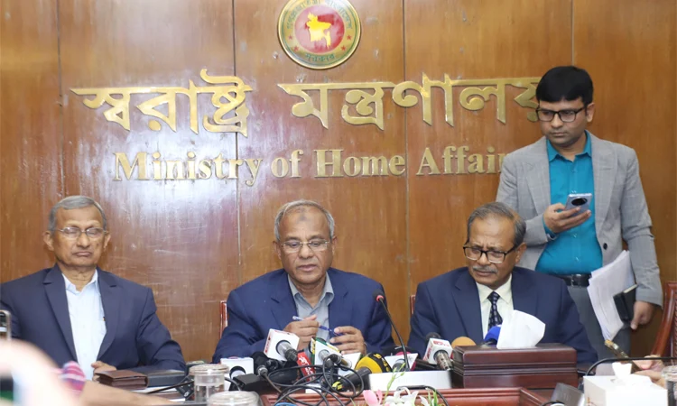 তারেক রহমানের স্বদেশ প্রত্যাবর্তনে সর্বোচ্চ নিরাপত্তা নিশ্চিত করা হবে: স্বরাষ্ট্র উপদেষ্টা