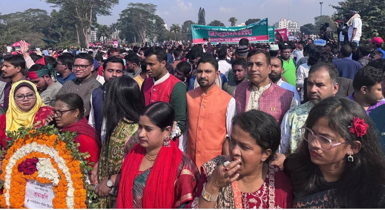 বিজয় দিবসে শহীদদের প্রতি গণঅধিকার পরিষদের শ্রদ্ধা