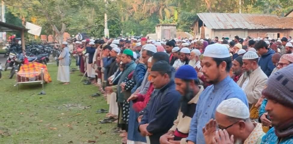 রূপসায় অবসরপ্রাপ্ত প্রধান শিক্ষকের জানাজা শেষে দাফন সম্পন্ন