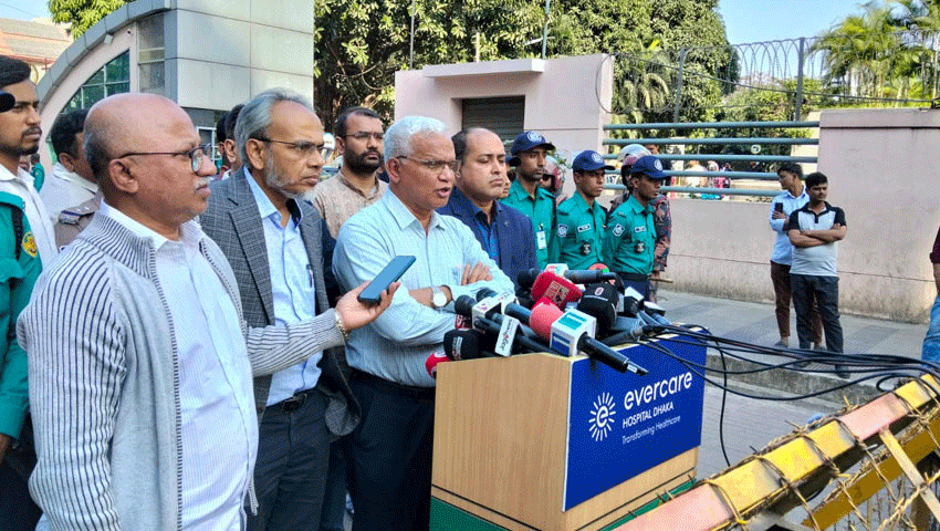 খালেদা জিয়ার শরীরে সফল অস্ত্রপচার