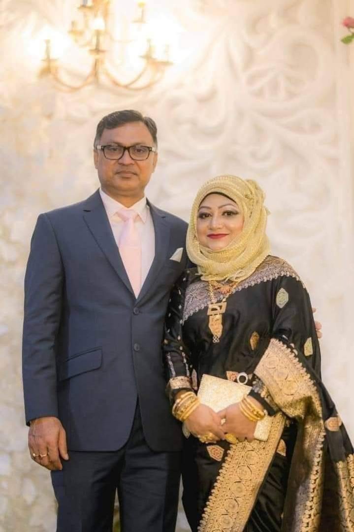 দৈনিক জনজাগরণ পরিবারের পক্ষ থেকে বিবাহবার্ষিকীর শুভেচ্ছা ও অভিনন্দন