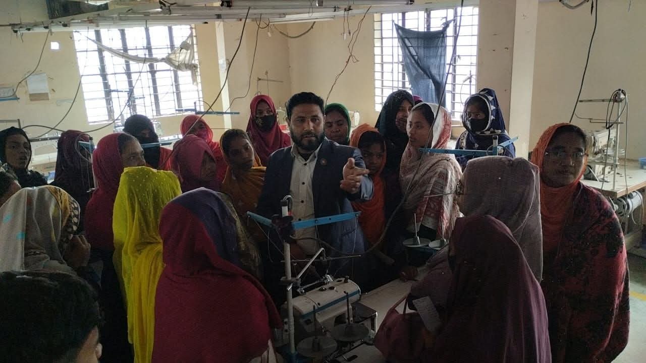 জাতীয় নির্বাচনে ৪ দিন ছুটি