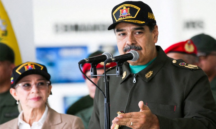 ভেনেজুয়েলার প্রেসিডেন্ট নিকোলাস মাদুরো আটক : ট্রাম্প
