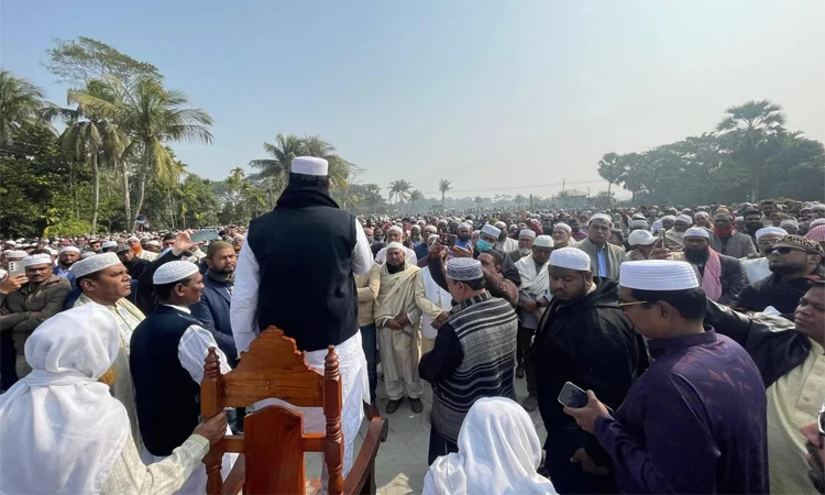 বিএনপির ভাইস-চেয়ারম্যান নূরুল ইসলাম মণির মায়ের জানাজা সম্পন্ন