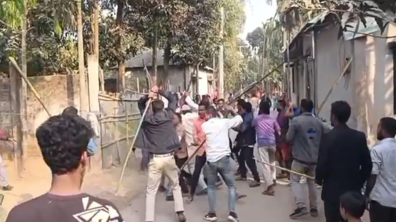 বিএনপি-জামায়াতের তুমুল সংঘর্ষ