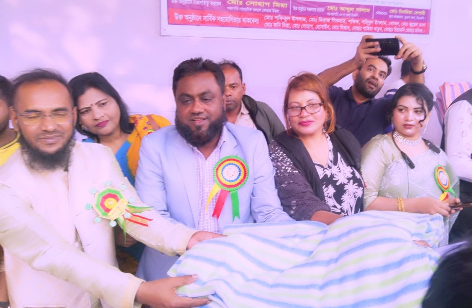 উত্তরায় সাংবাদিক কল্যাণ ফোরামের উদ্যোগে দোয়া মাহফিল ও শীতবস্ত্র বিতরণ