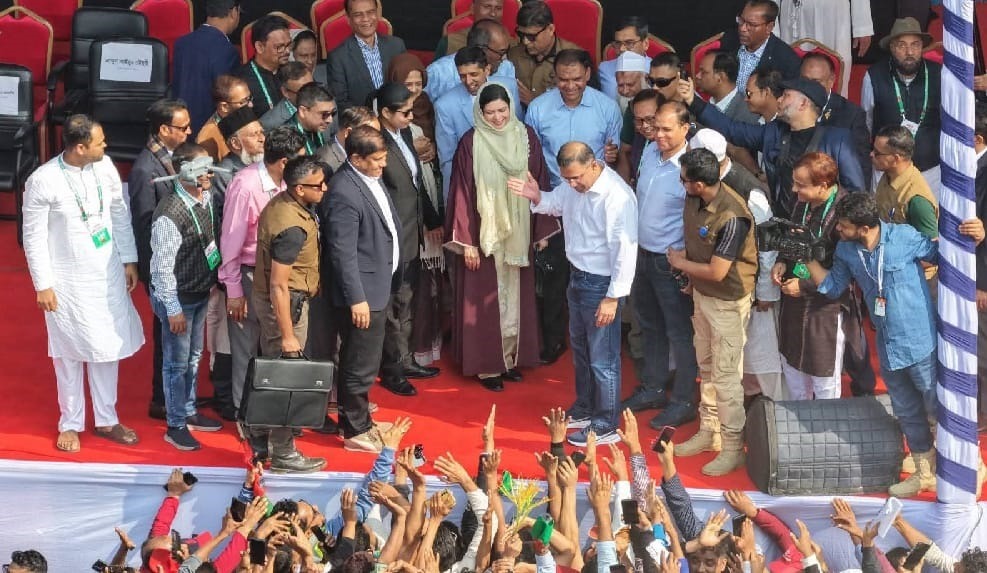 তারেক রহমানের আগমনে ব্রাহ্মণবাড়িয়া লোকসমুদ্রে কুট্টাপাড়া মাঠ