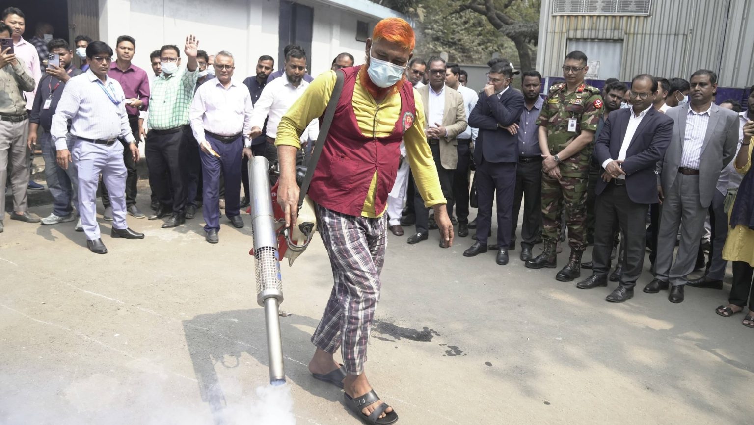দায়িত্ব গ্রহণের পরপরই কাজের মাঠে নেমে পড়েছেন শফিকুল ইসলাম খান মিল্টন
