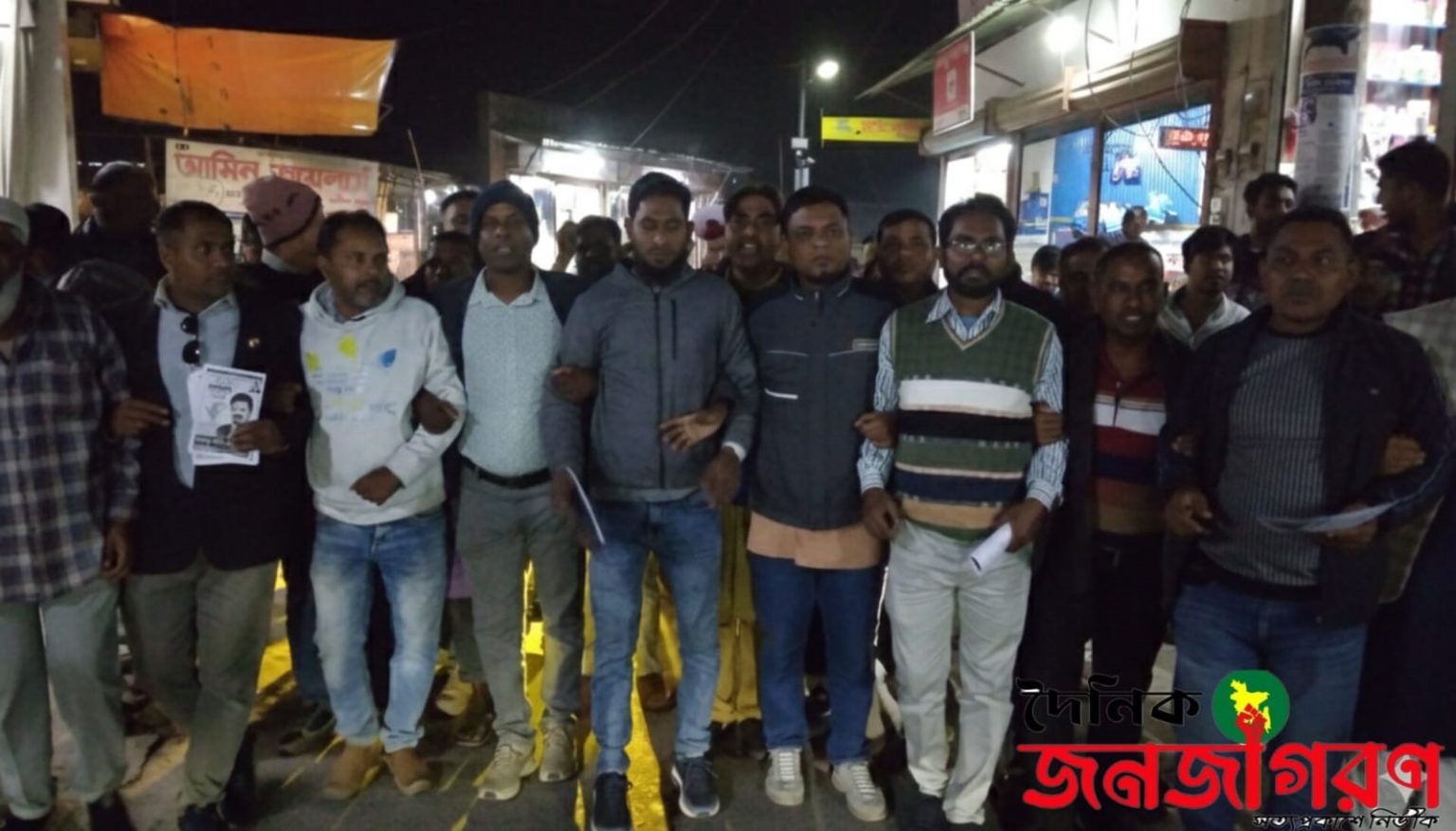 খুলনা-১ আসনে ধানের শীষের পক্ষে রাকিবুল হাসান রাকিবের নেতৃত্বে বিশাল গণসংযোগ ও লিফলেট বিতরণ