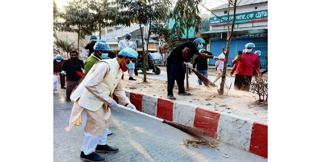 গাইবান্ধা শহরকে পরিচ্ছন্ন ও আধুনিক হিসেবে গড়ে তুলতে বিশেষ পরিচ্ছন্নতা অভিযান