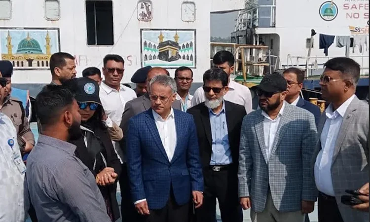 খাদ্যপণ্য খালাসে বিলম্ব: দায়ীদের বিরুদ্ধে কঠোর ব্যবস্থার নির্দেশ নৌপরিবহন মন্ত্রীর