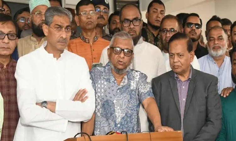 শিগগিরই প্রবাসী কার্ড চালু করা হবে : প্রবাসী কল্যাণ মন্ত্রী