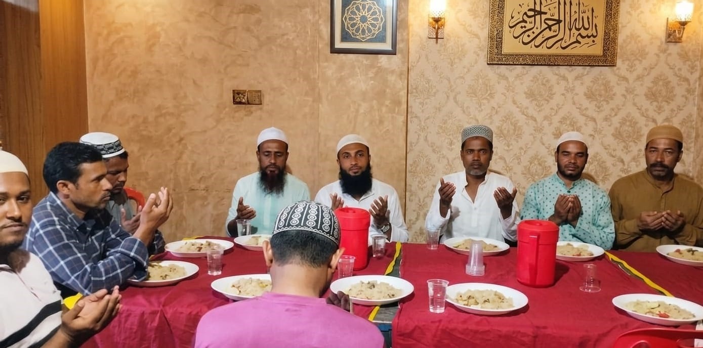 রূপসার বাগমারা বাজারে দোয়া ও ইফতার মাহফিল অনুষ্ঠিত
