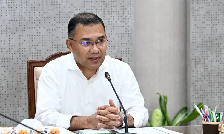 ঈদের ছুটির পর প্রথম কর্মদিবসেই সচিবালয়ে অফিস করছেন প্রধানমন্ত্রী