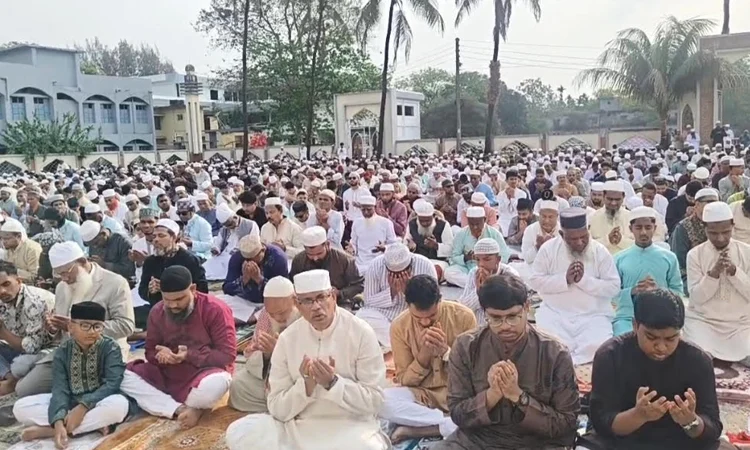 সুনামগঞ্জে ধর্মীয় ভাবগাম্ভীর্যে পবিত্র ঈদুল ফিতর উদযাপিত