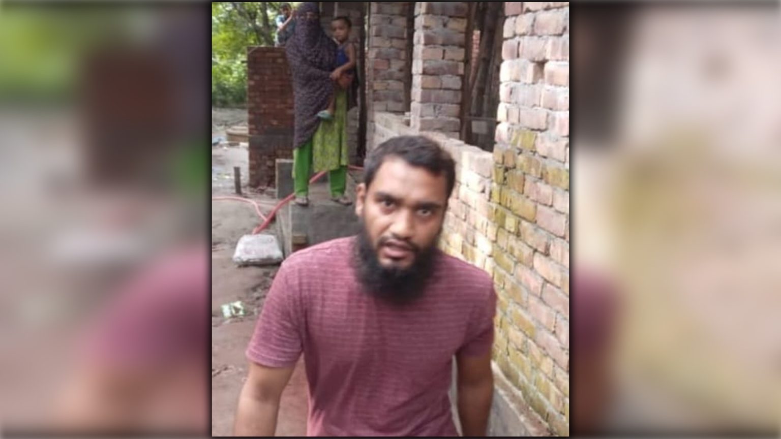 রূপসায় ধর্মীয় শিক্ষকের মুখোশধারী তাণ্ডব: ভাই ও পরিবারের ওপর অমানুষিক নির্যাতনের অভিযোগ