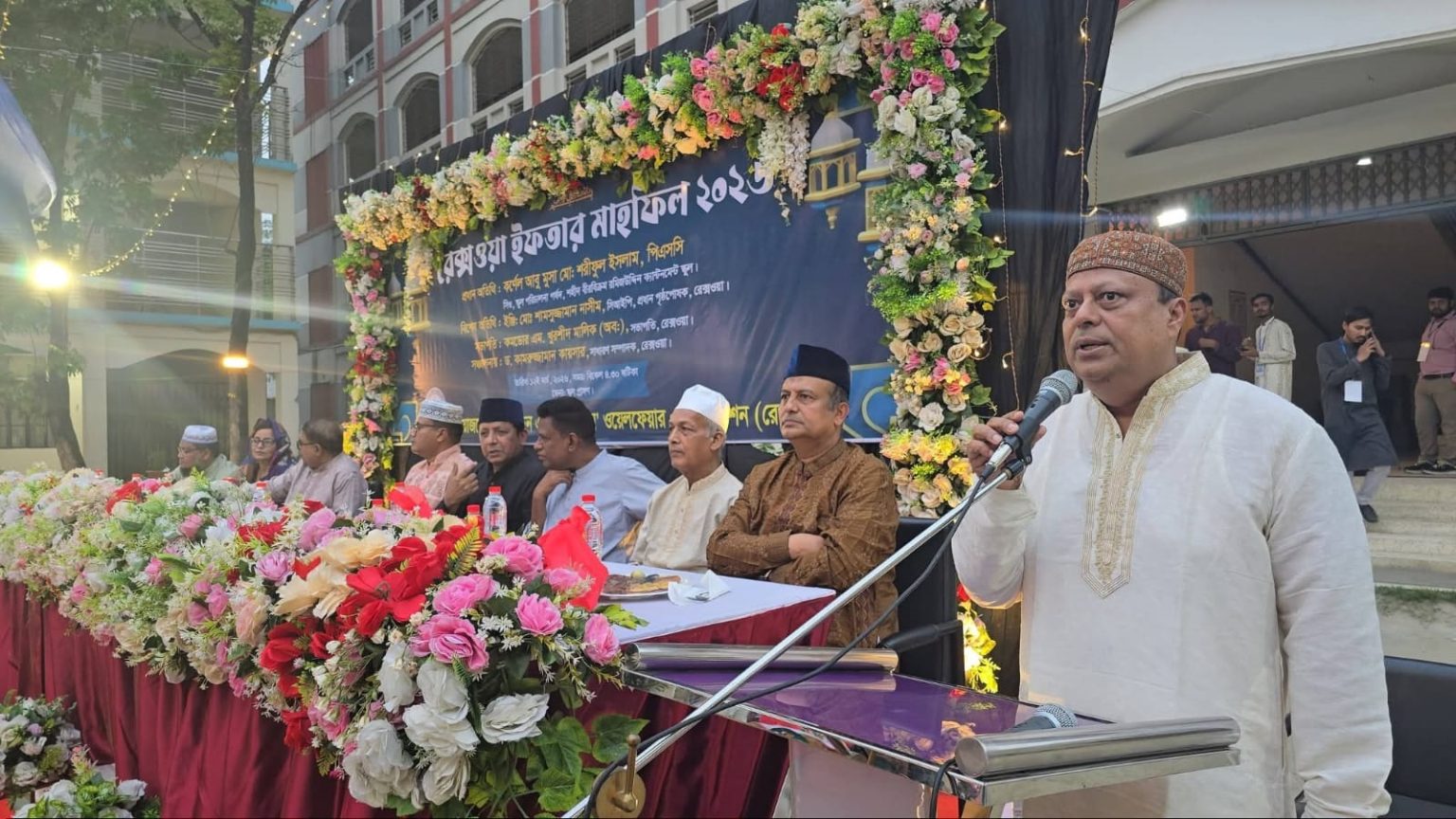 রেক্সওয়ার আয়োজনে রমিজউদ্দিন ক্যান্টনমেন্ট স্কুলে বর্ণাঢ্য ইফতার ও দোয়া মাহফিল