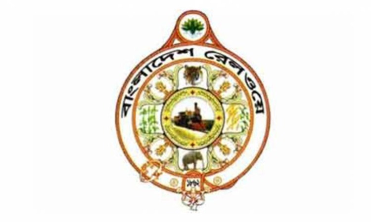 টিটিই ও কাউন্টার থেকে বেশি ভাড়া নেওয়ার সুযোগ নেই, ভাড়া আদায় হচ্ছে আইন অনুযায়ী