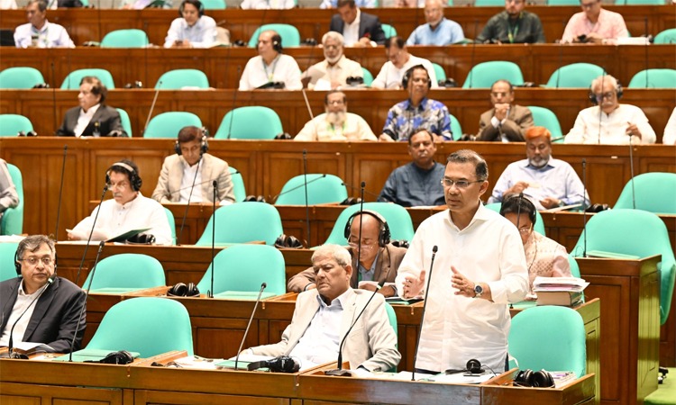 বিকল্প শ্রম বাজারের সন্ধানে সরকারের সুনির্দিষ্ট পরিকল্পনা রয়েছে : প্রধানমন্ত্রী