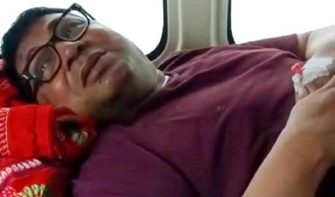 গাইবান্ধা জেলা বিএনপি সভাপতি ও জেলা পরিষদ প্রশাসক গুরুতর অসুস্থ, ঢাকার ইউনাইটেড হাসপাতালে ভর্তি