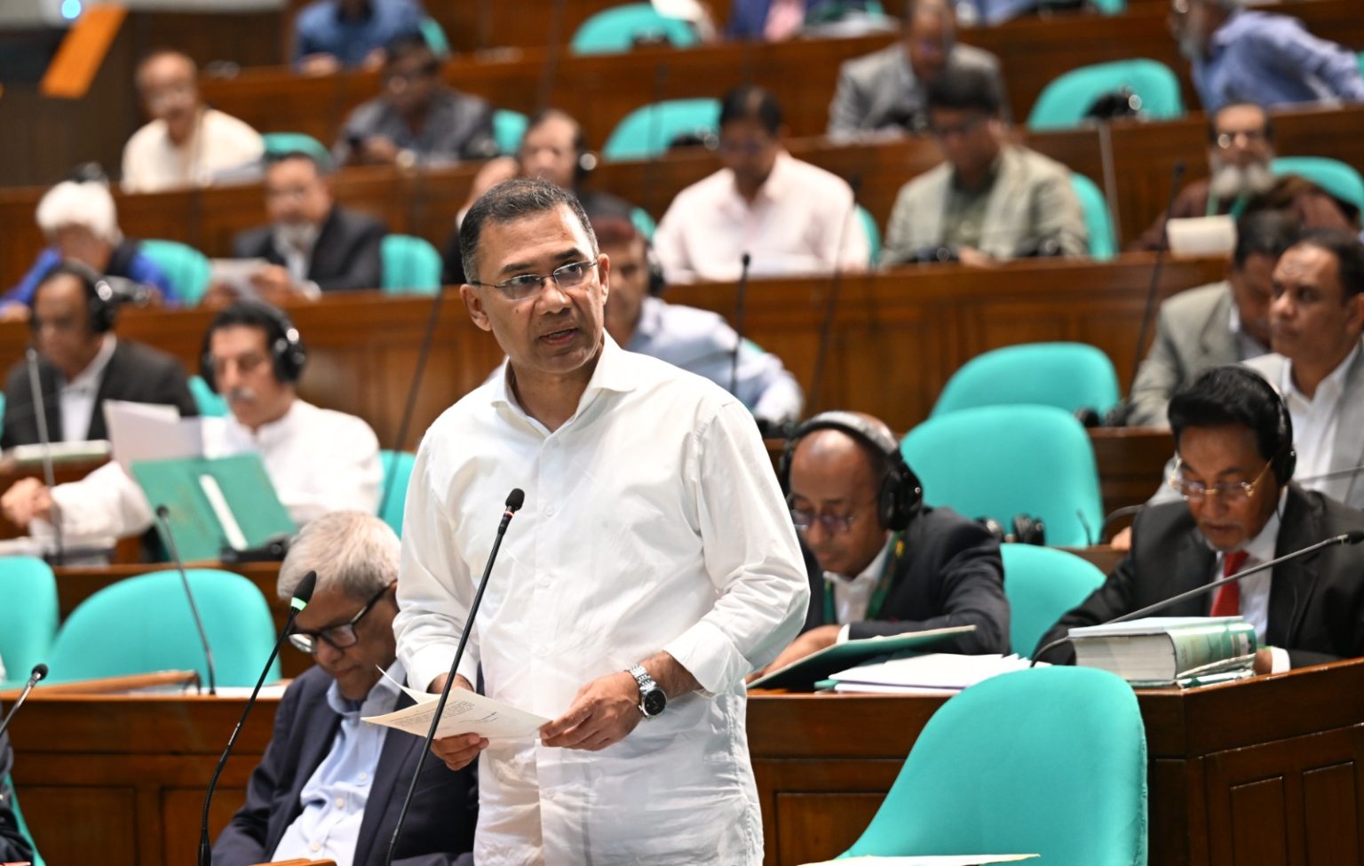 ফ্যাসিস্ট সরকারের আমলে দেশ থেকে ২৩৪ বিলিয়ন মার্কিন ডলার পাচার হয়েছে : প্রধানমন্ত্রী