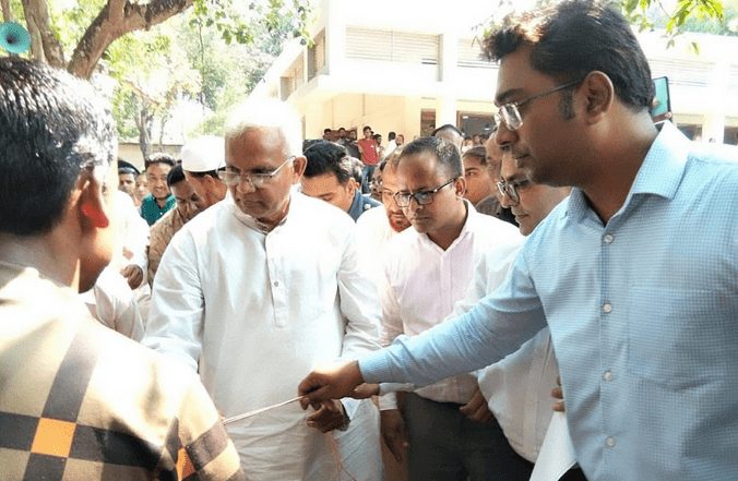 জনগণের দুর্দশার কথা চিন্তা করে তেলের দাম বাড়ায়নি সরকার : সমাজকল্যাণ মন্ত্রী