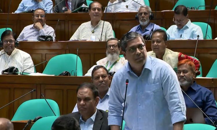 জাতীয় ঐক্যের প্রয়োজনীয়তার ওপর গুরুত্বারোপ এলজিআরডি প্রতিমন্ত্রীর
