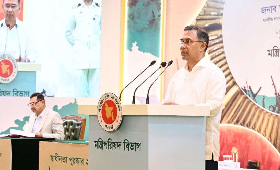 দেশের স্বার্থবিরোধী চক্র সুযোগের অপেক্ষায়, সবার সতর্ক থাকা জরুরি : প্রধানমন্ত্রী