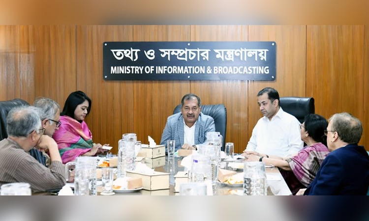 তথ্য অধিকার নিশ্চিতের পাশাপাশি অপতথ্য থেকে সুরক্ষা দেওয়াও সমান গুরুত্বপূর্ণ : তথ্যমন্ত্রী