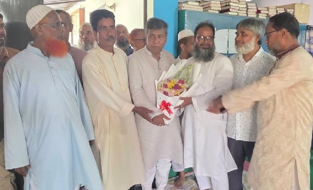 দারুল উলুম জালশুকা মাদ্রাসা পরিদর্শন করলেন সংসদ সদস্য আব্দুল মান্নান
