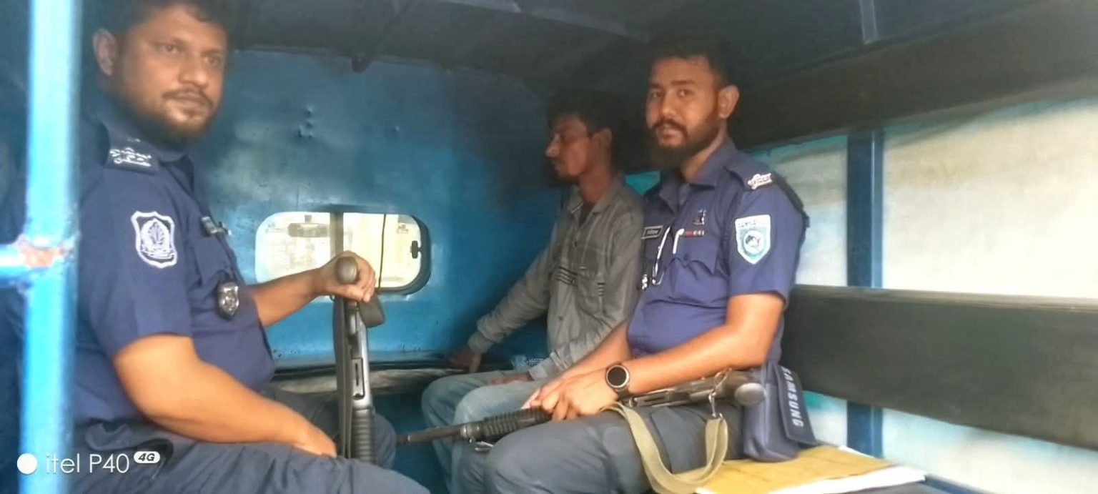 গাইবান্ধায় জাল নোটসহ আটক ১: পুলিশের হাতে সোপর্দ