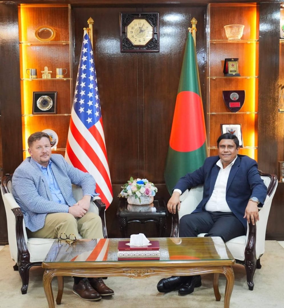 মাননীয় প্রধানমন্ত্রীর প্রতিরক্ষা উপদেষ্টার সঙ্গে যুক্তরাষ্ট্রের প্রতিনিধিদলের সৌজন্য সাক্ষাৎ