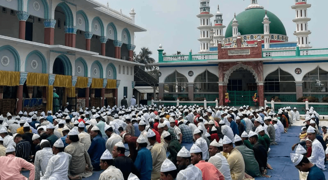 দক্ষিণ চট্টগ্রামের ৬০ গ্রামে ঈদুল আজহা আগামীকাল