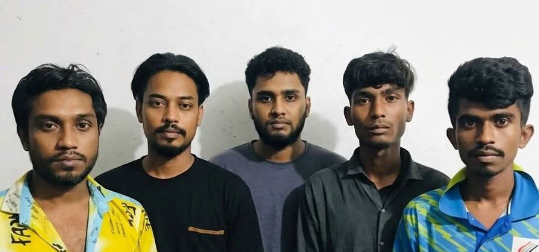 আজকে পুলিশ মেরে দুপুরে ভাত খাবো, ঠাকুরগাঁওয়ে পুলিশকে অপহরণ গ্রেপ্তার-৫