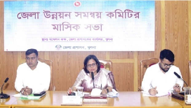 রাস্তার ওপর কোনো কোরবানির হাট বসানো যাবে না: খুলনার জেলা প্রশাসক