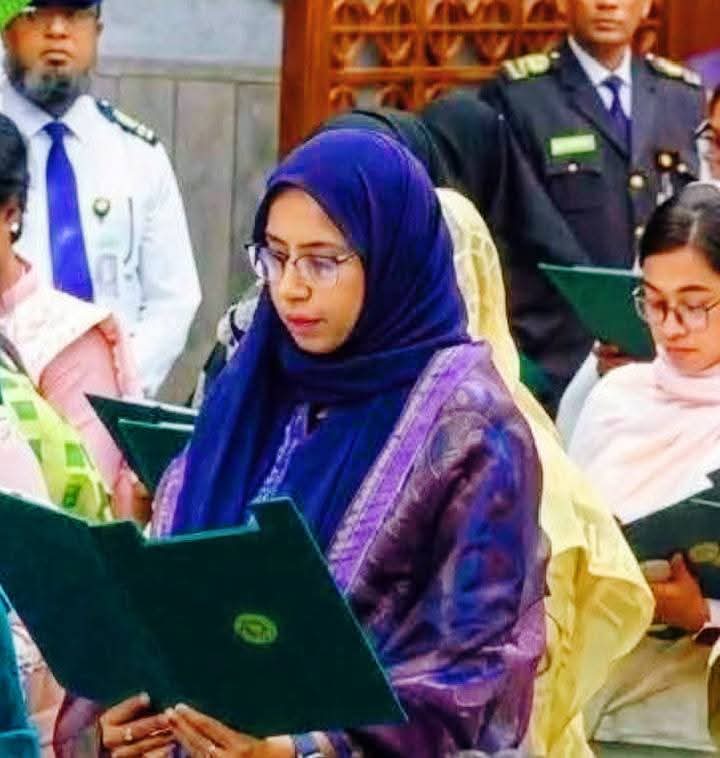 জাতীয় সংসদে শপথ নিলেন ব্যারিস্টার জহরত আবদি চৌধুরী — তানজিনা আফরিন